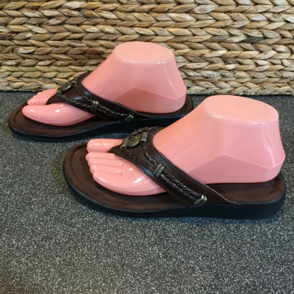Minnetonka Brown Suede Thong Sandals with Braided Strap - Picture 7 of 15